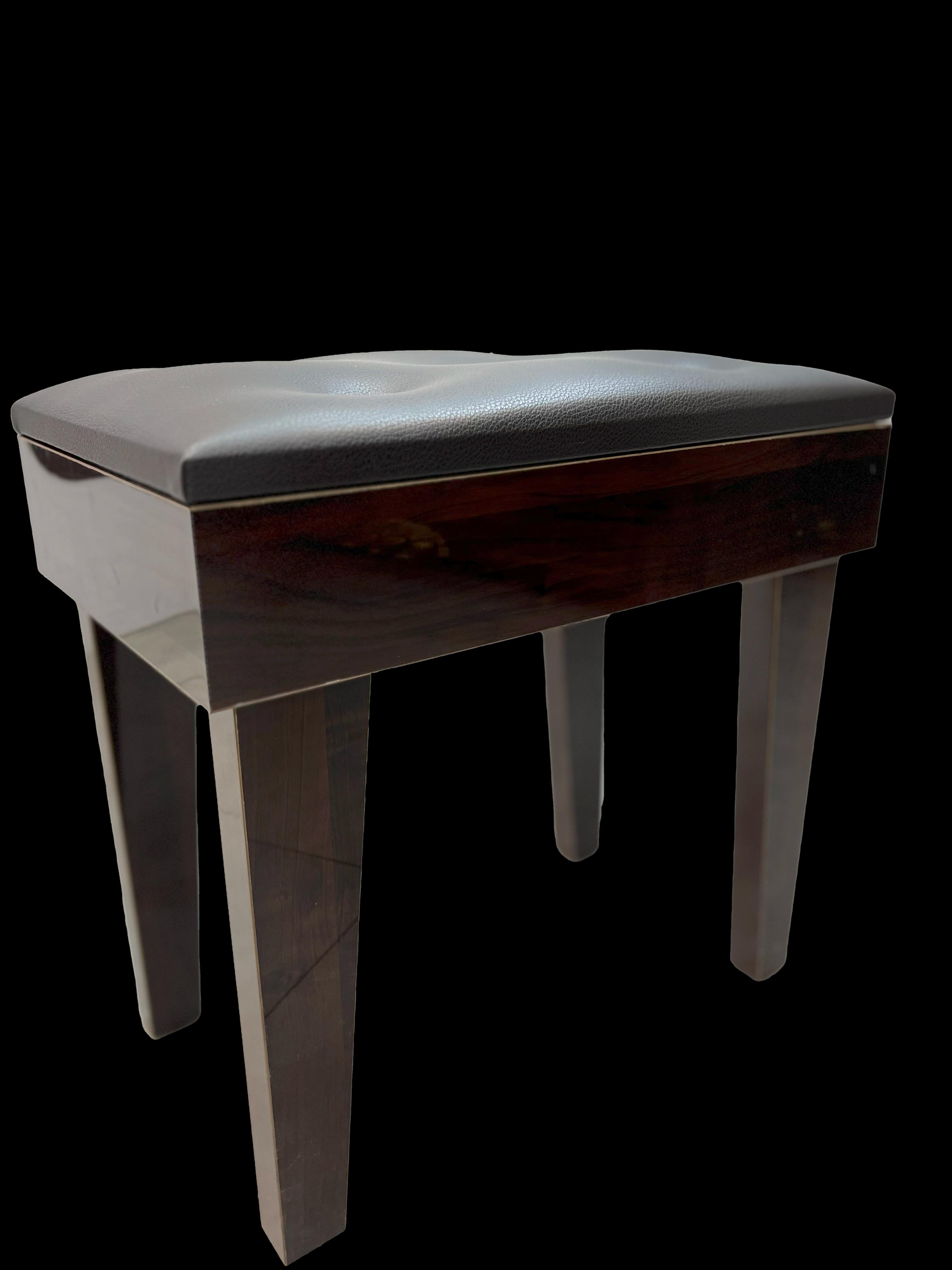 صندلی پیانو